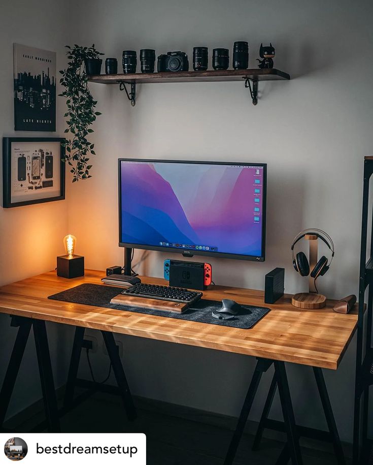 monitors